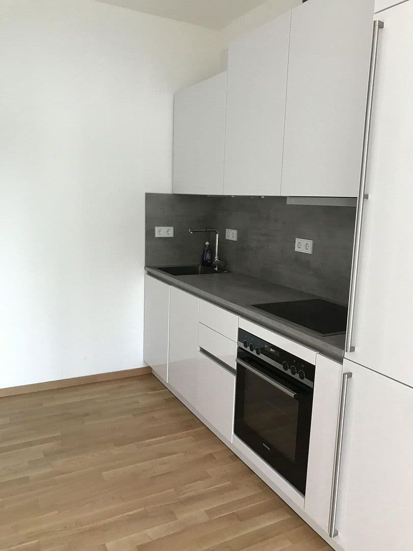 Pronájem bytu 2+1 59 m², Zinnowitzer Str.5, Berlin, Berlín Pronájem bytu 2+1 59 m², Zinnowitzer Str.5, Berlin, Berlín
