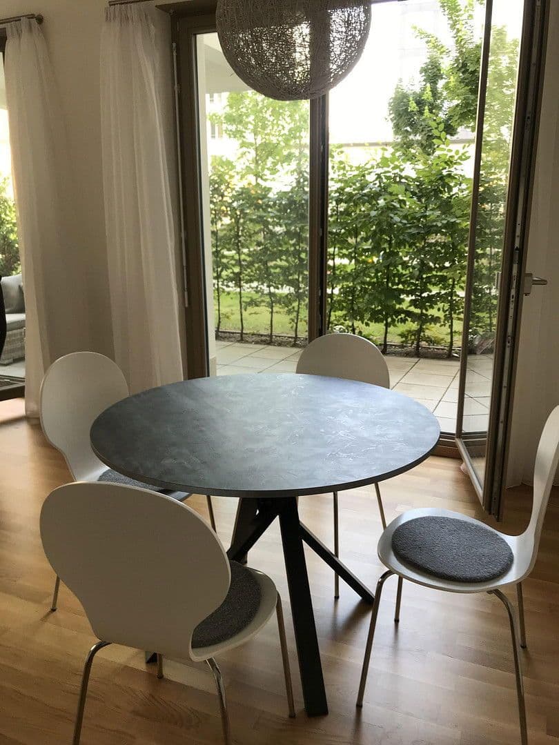 Pronájem bytu 2+1 59 m², Zinnowitzer Str.5, Berlin, Berlín Pronájem bytu 2+1 59 m², Zinnowitzer Str.5, Berlin, Berlín