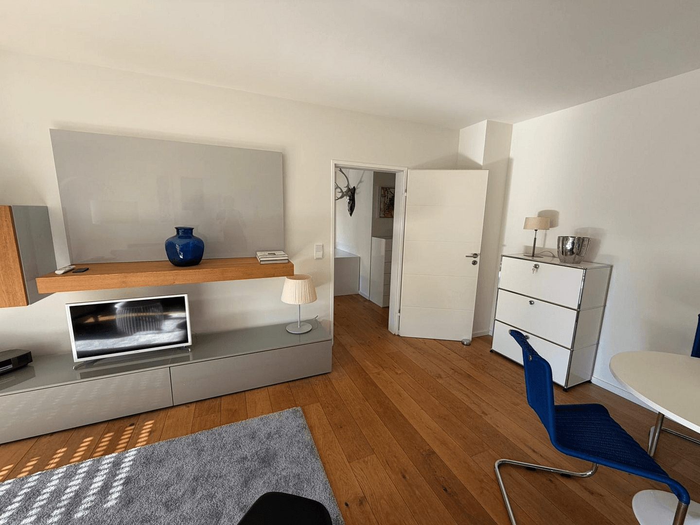 Pronájem bytu 2+1 56 m², Wohlfartstrasse 2B, München, Bavorsko Pronájem bytu 2+1 56 m², Wohlfartstrasse 2B, München, Bavorsko
