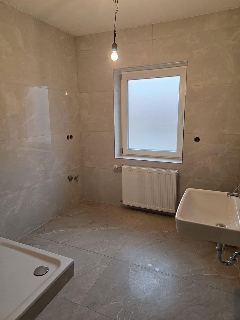 Pronájem bytu 4+1 95 m², Linden, Hessen Pronájem bytu 4+1 95 m², Linden, Hessen