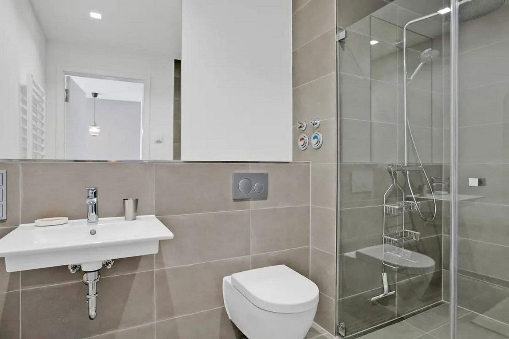 Pronájem bytu 2+1 43 m², Berlin, Berlín Pronájem bytu 2+1 43 m², Berlin, Berlín