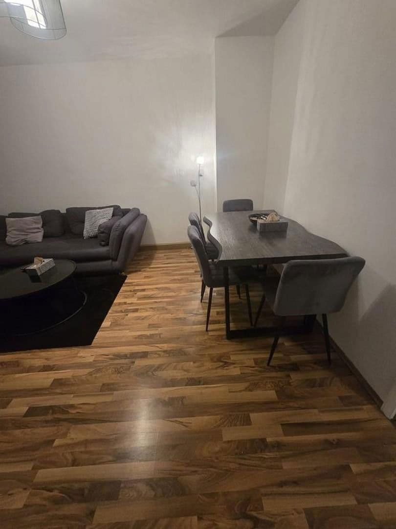 Pronájem bytu 3+1 66 m², Augsburg, Bavorsko Pronájem bytu 3+1 66 m², Augsburg, Bavorsko