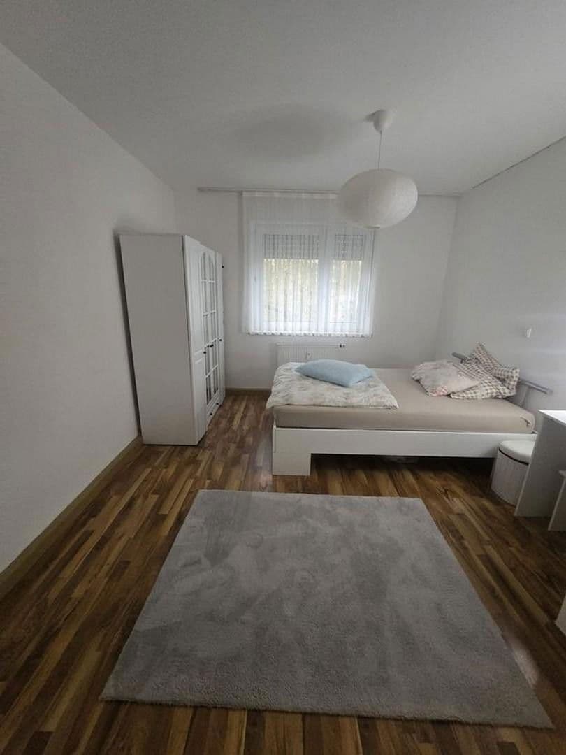 Pronájem bytu 3+1 66 m², Augsburg, Bavorsko Pronájem bytu 3+1 66 m², Augsburg, Bavorsko