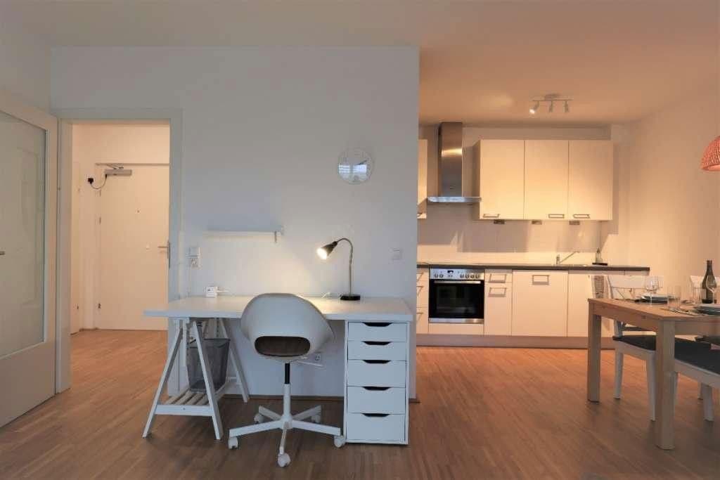 Pronájem bytu 1+1 35 m², Siemensstraße 12, Renningen, Bádensko-Württembersko Pronájem bytu 1+1 35 m², Siemensstraße 12, Renningen, Bádensko-Württembersko