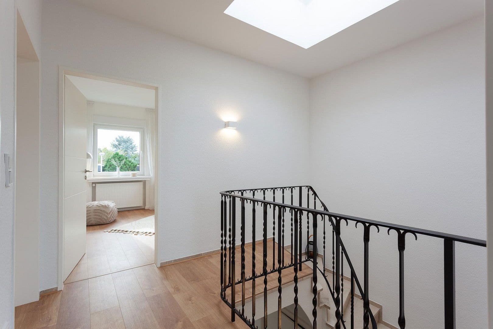 Prodej domu 140 m², pozemek 256 m², Mülheim an der Ruhr, Severní Porýní-Vestfálsko Prodej domu 140 m², pozemek 256 m², Mülheim an der Ruhr, Severní Porýní-Vestfálsko