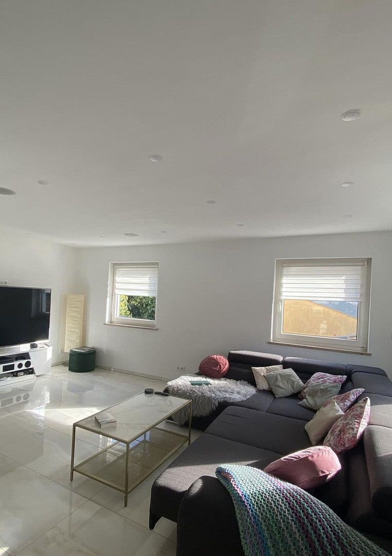 Prodej domu 130 m², pozemek 152 m², Ansbach, Bavorsko Prodej domu 130 m², pozemek 152 m², Ansbach, Bavorsko