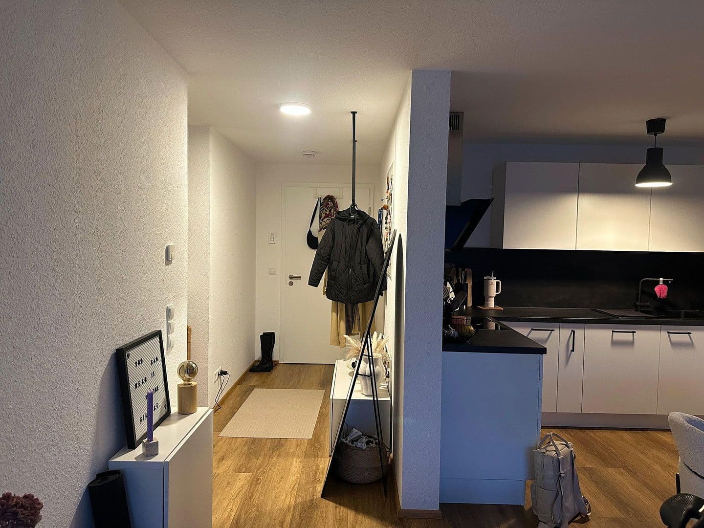 Pronájem bytu 2+kk 64 m², Untere Mühlbachstr. 9/1, Friedrichshafen, Bádensko-Württembersko Pronájem bytu 2+kk 64 m², Untere Mühlbachstr. 9/1, Friedrichshafen, Bádensko-Württembersko