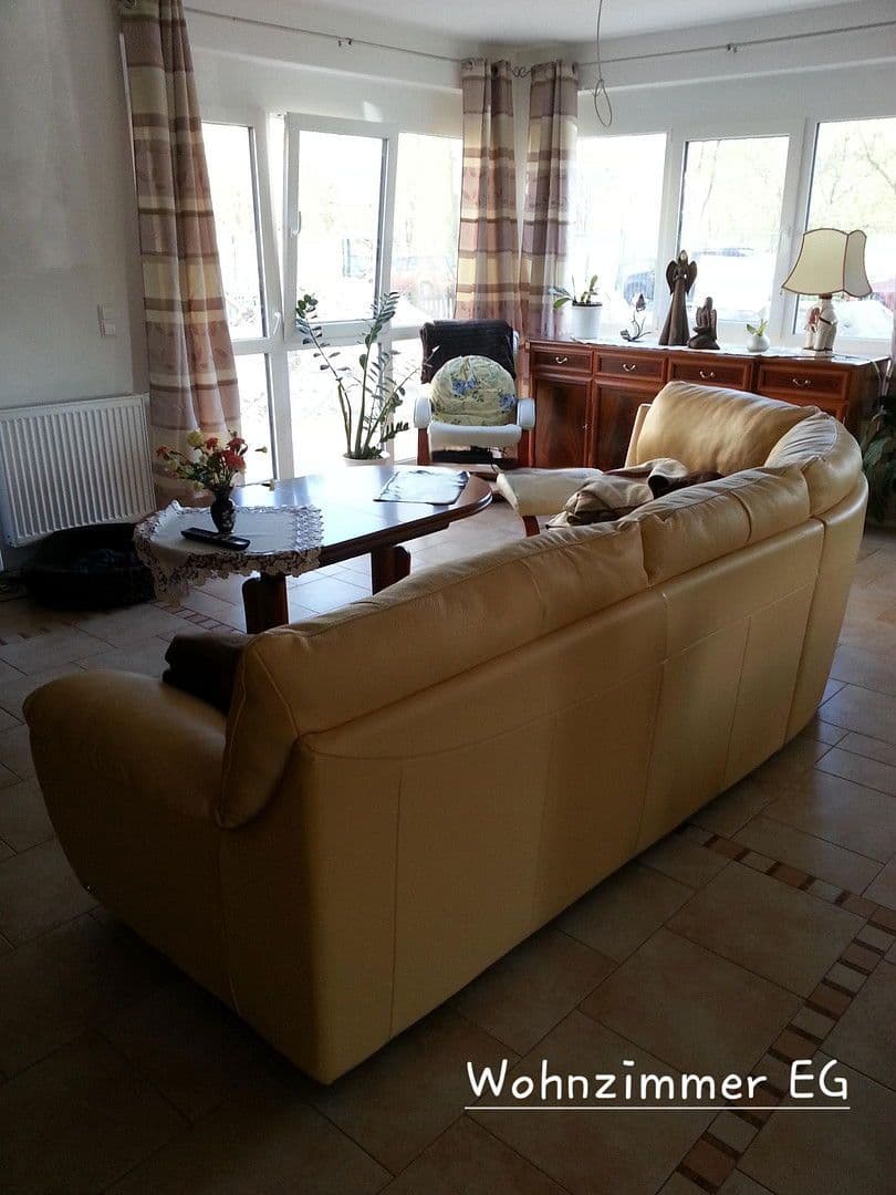 Prodej domu 214 m², pozemek 585 m², Berlin, Berlín Prodej domu 214 m², pozemek 585 m², Berlin, Berlín