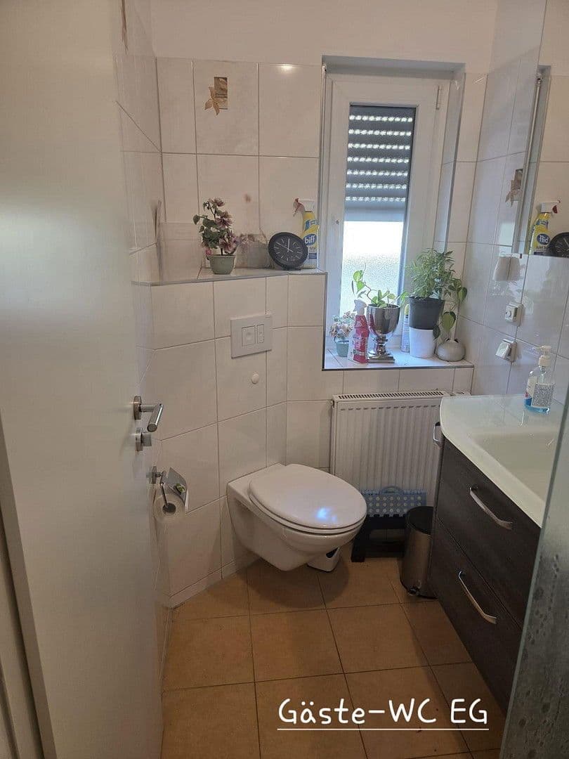 Prodej domu 214 m², pozemek 585 m², Berlin, Berlín Prodej domu 214 m², pozemek 585 m², Berlin, Berlín