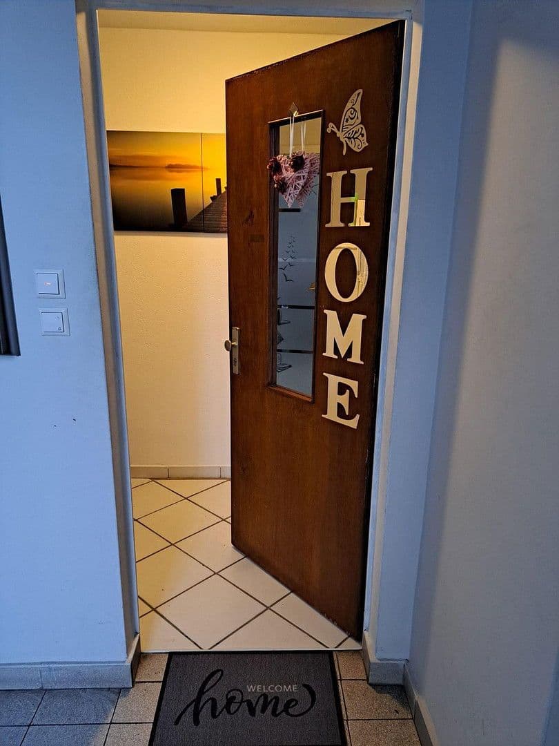 Pronájem bytu 2+1 56 m², Waldstr7, Gaggenau, Bádensko-Württembersko Pronájem bytu 2+1 56 m², Waldstr7, Gaggenau, Bádensko-Württembersko