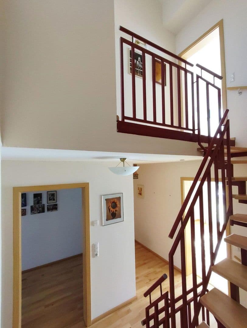 Prodej domu 132 m², pozemek 100 m², München, Bavorsko Prodej domu 132 m², pozemek 100 m², München, Bavorsko