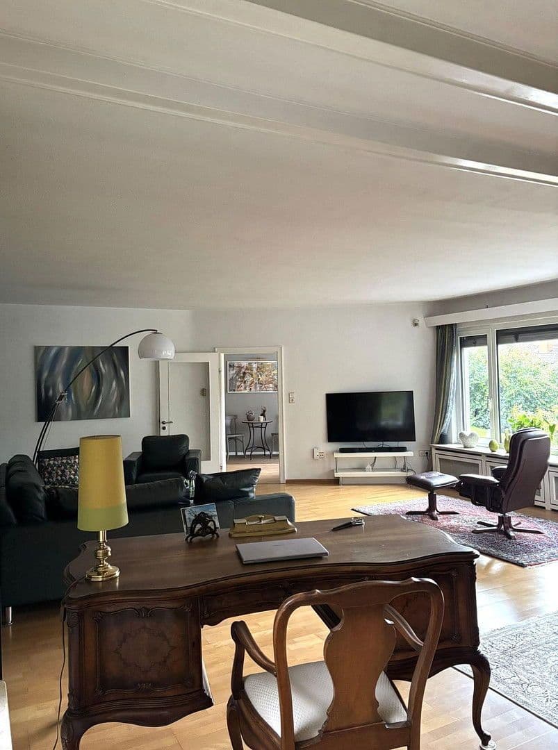 Prodej domu 228 m², pozemek 1.671 m², Zell im Wiesental, Bádensko-Württembersko Prodej domu 228 m², pozemek 1.671 m², Zell im Wiesental, Bádensko-Württembersko