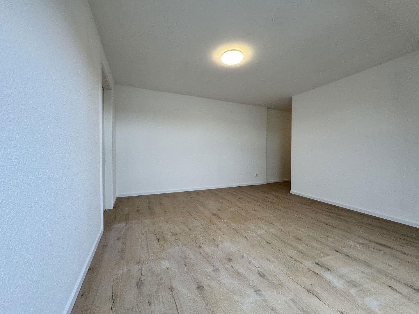 Pronájem bytu 2+1 50 m², Kochstr. 59, Krefeld, Severní Porýní-Vestfálsko Pronájem bytu 2+1 50 m², Kochstr. 59, Krefeld, Severní Porýní-Vestfálsko