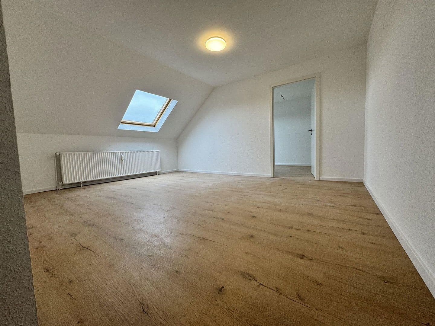 Pronájem bytu 2+1 50 m², Kochstr. 59, Krefeld, Severní Porýní-Vestfálsko Pronájem bytu 2+1 50 m², Kochstr. 59, Krefeld, Severní Porýní-Vestfálsko