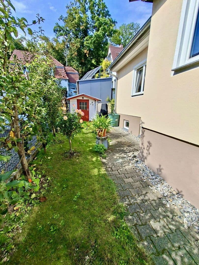 Prodej domu 167 m², pozemek 492 m², Rosmarinheideweg 3, Konstanz, Bádensko-Württembersko Prodej domu 167 m², pozemek 492 m², Rosmarinheideweg 3, Konstanz, Bádensko-Württembersko