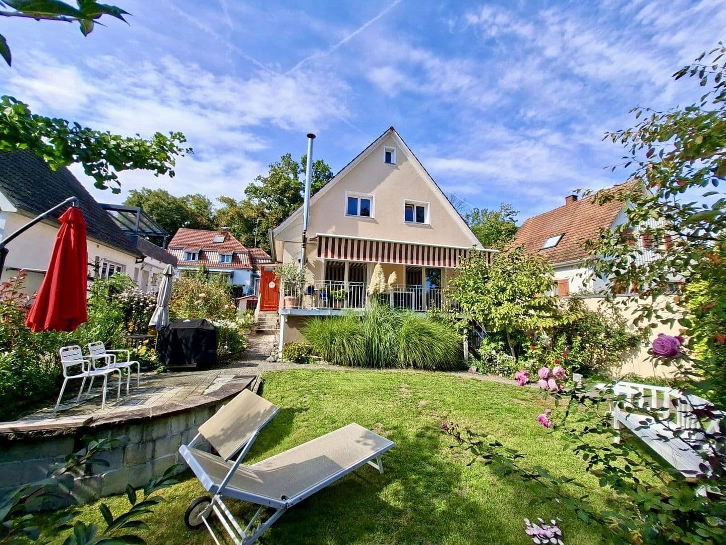 Prodej domu 167 m², pozemek 492 m², Rosmarinheideweg 3, Konstanz, Bádensko-Württembersko Prodej domu 167 m², pozemek 492 m², Rosmarinheideweg 3, Konstanz, Bádensko-Württembersko