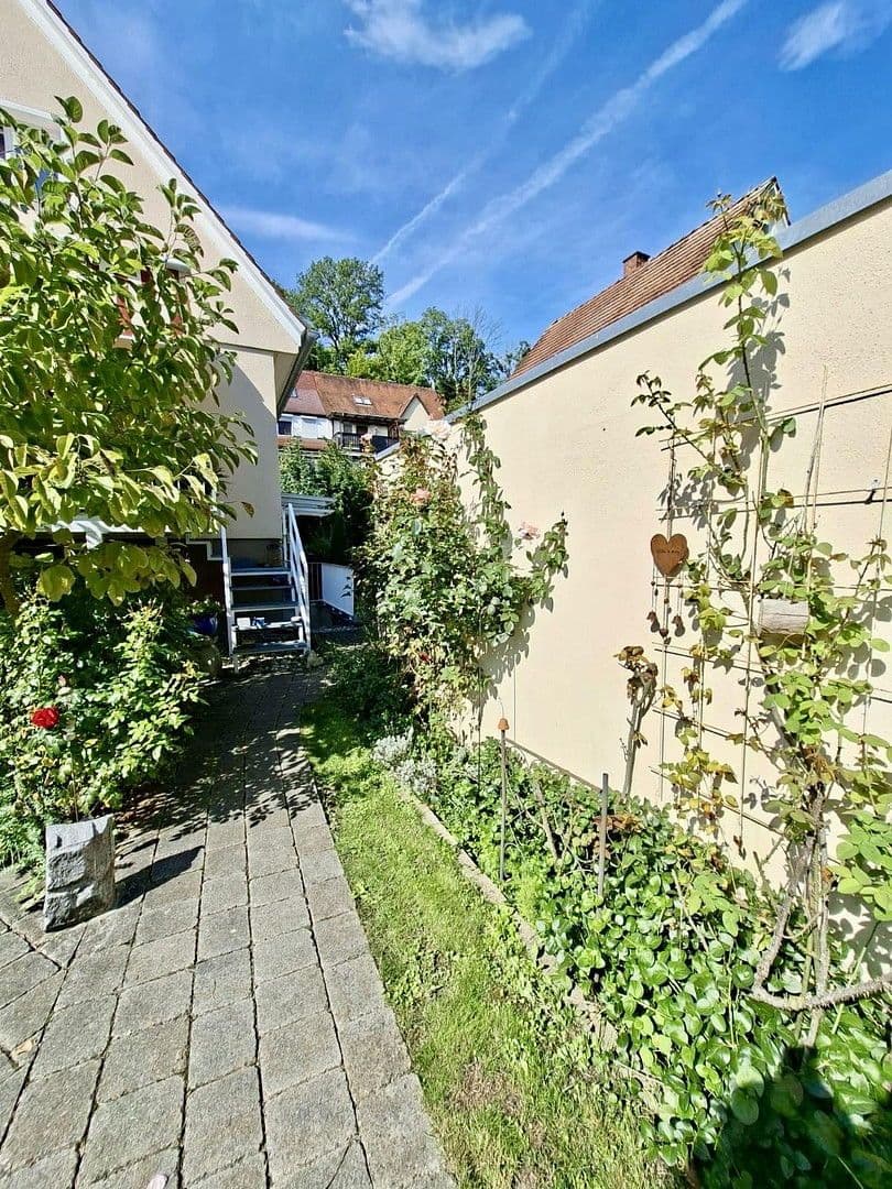 Prodej domu 167 m², pozemek 492 m², Rosmarinheideweg 3, Konstanz, Bádensko-Württembersko Prodej domu 167 m², pozemek 492 m², Rosmarinheideweg 3, Konstanz, Bádensko-Württembersko