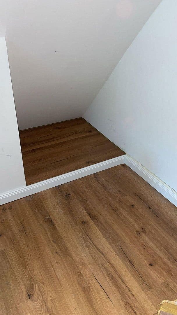 Pronájem bytu 6+kk 130 m², Märkerweg 36, Hamburg, Hamburg Pronájem bytu 6+kk 130 m², Märkerweg 36, Hamburg, Hamburg