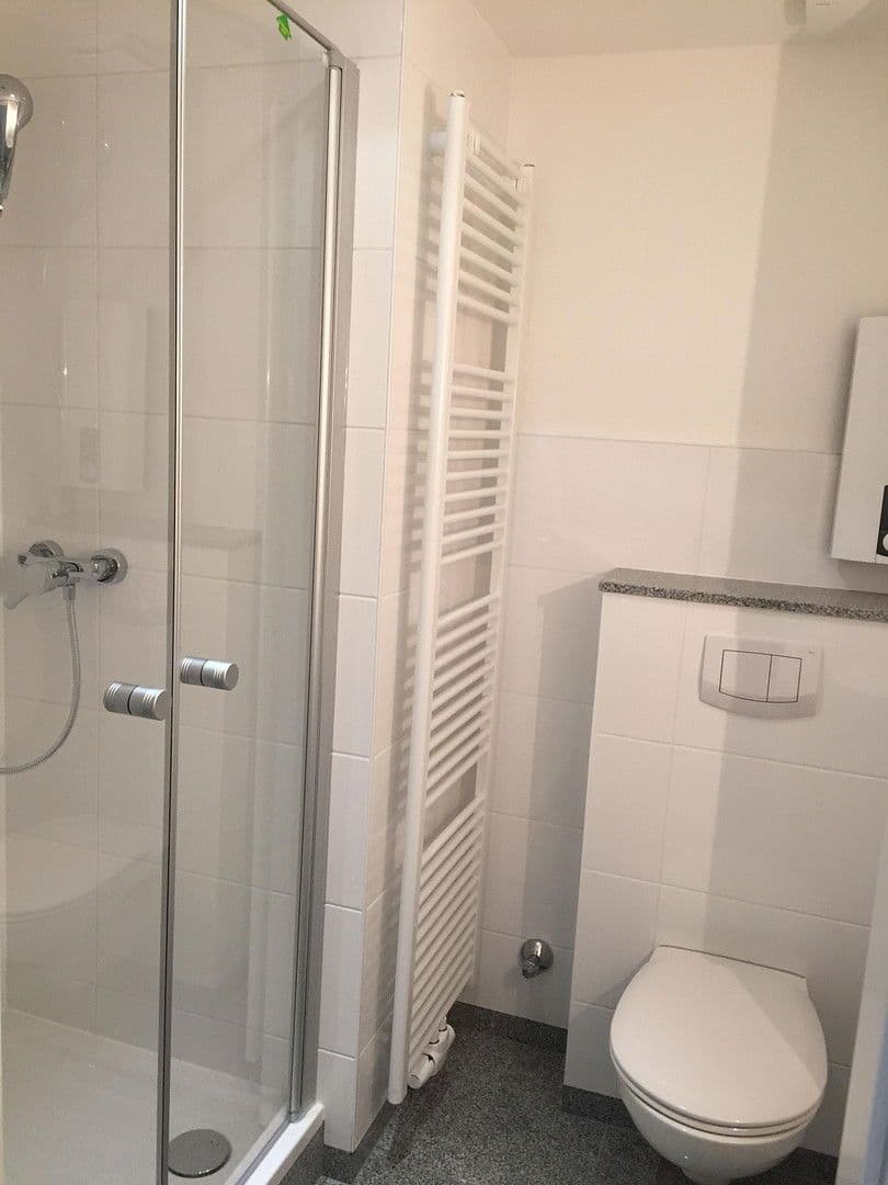 Pronájem bytu 2+1 49 m², Quellenstrasse 22, Wuppertal, Severní Porýní-Vestfálsko Pronájem bytu 2+1 49 m², Quellenstrasse 22, Wuppertal, Severní Porýní-Vestfálsko