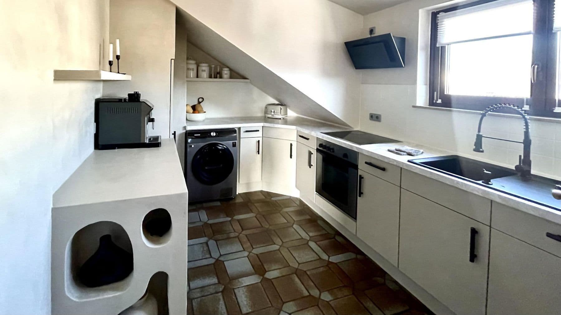 Pronájem bytu 4+kk 120 m², Gartenstraße 16, Schramberg, Bádensko-Württembersko Pronájem bytu 4+kk 120 m², Gartenstraße 16, Schramberg, Bádensko-Württembersko