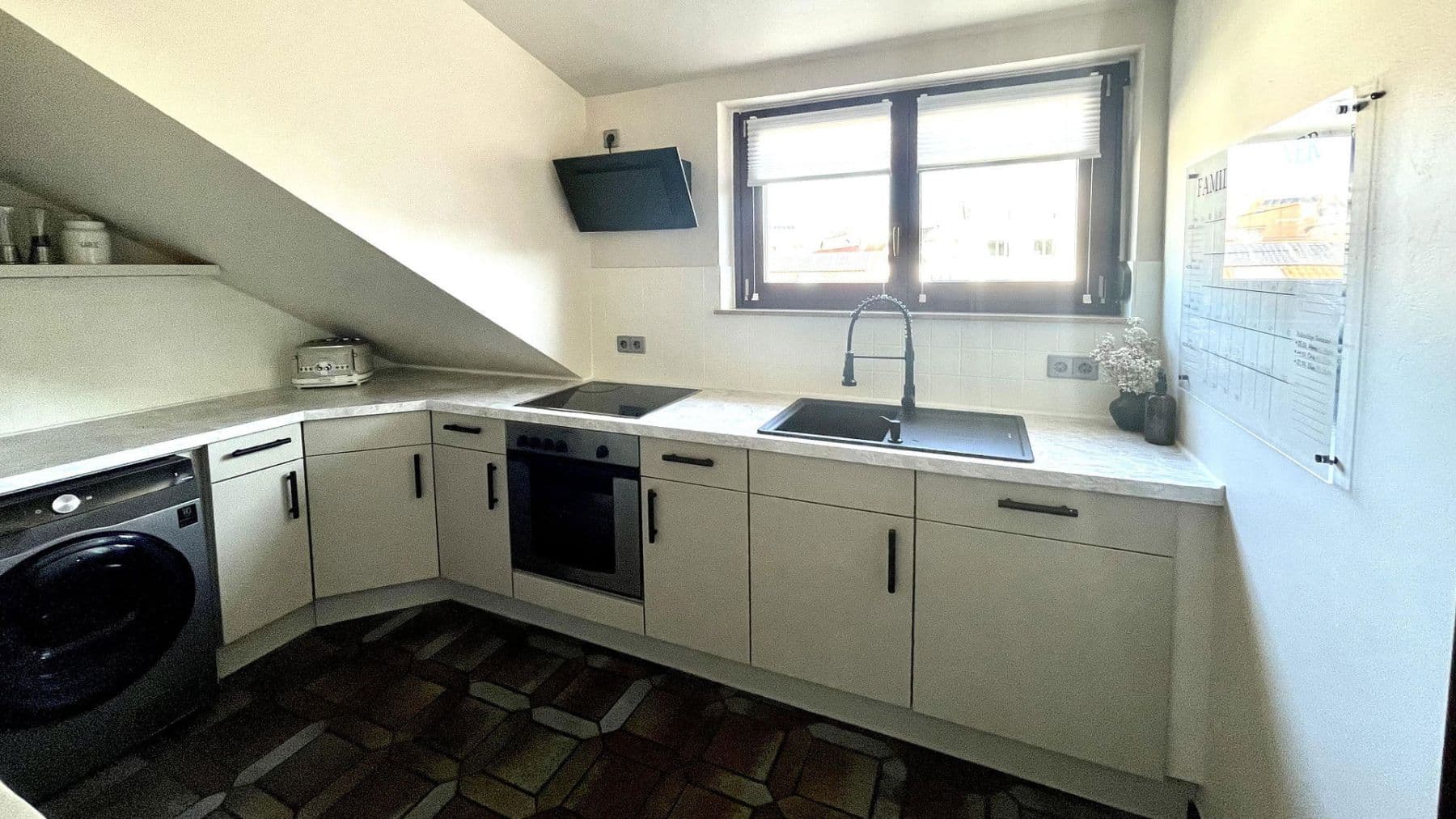 Pronájem bytu 4+kk 120 m², Gartenstraße 16, Schramberg, Bádensko-Württembersko Pronájem bytu 4+kk 120 m², Gartenstraße 16, Schramberg, Bádensko-Württembersko