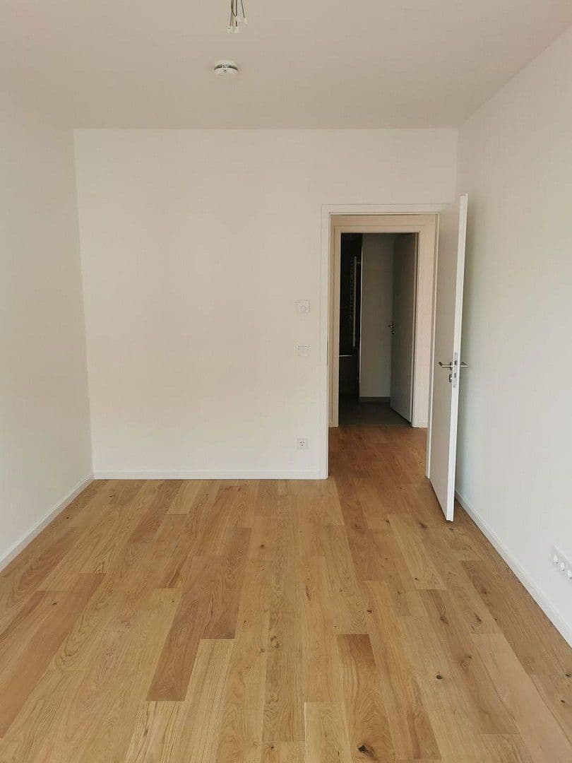 Pronájem bytu 3+1 84 m², Münsterlandstr. 60, Berlin, Berlín Pronájem bytu 3+1 84 m², Münsterlandstr. 60, Berlin, Berlín