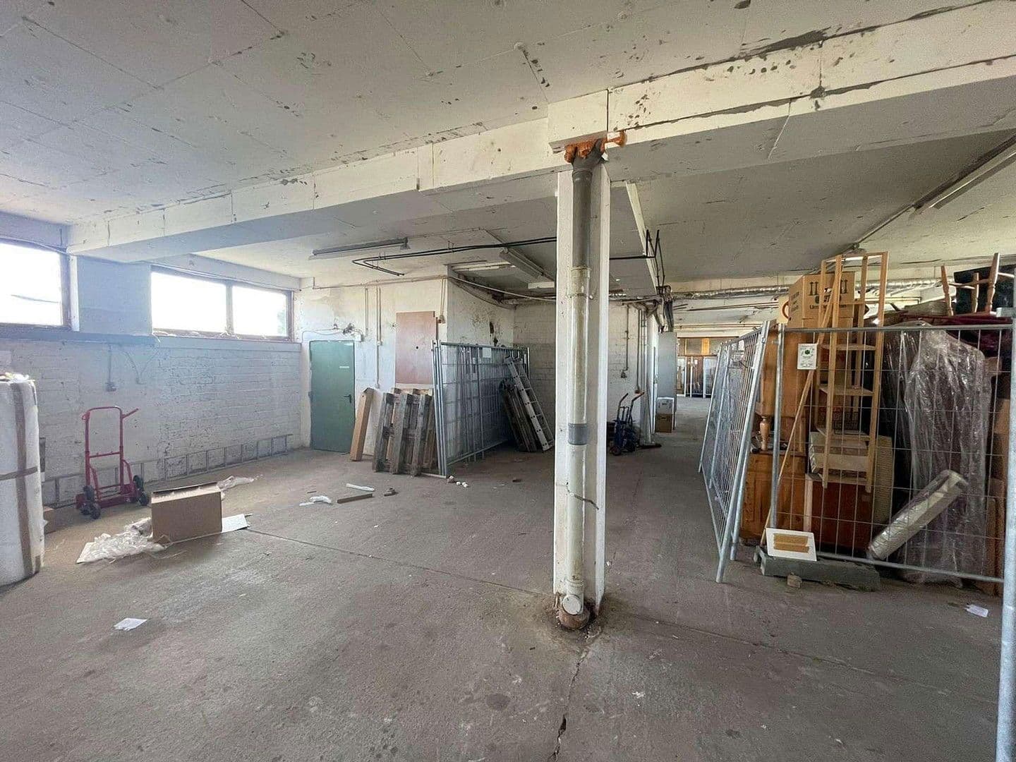 Pronájem kanceláře 458 m², August-Borsig-Straße 5, Koblenz, Porýní-Falc Pronájem kanceláře 458 m², August-Borsig-Straße 5, Koblenz, Porýní-Falc