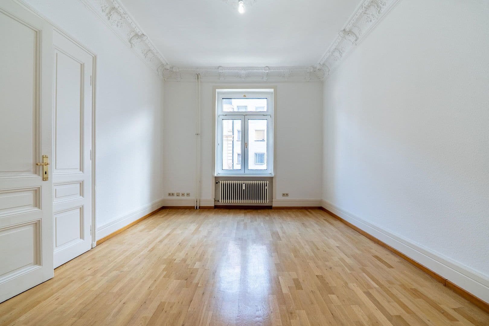Pronájem kanceláře 84 m², Taunusstraße 38, Frankfurt, Hessen Pronájem kanceláře 84 m², Taunusstraße 38, Frankfurt, Hessen