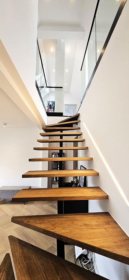 Pronájem bytu 2+kk 90 m², Hatzper Str. 141, Essen, Severní Porýní-Vestfálsko Pronájem bytu 2+kk 90 m², Hatzper Str. 141, Essen, Severní Porýní-Vestfálsko