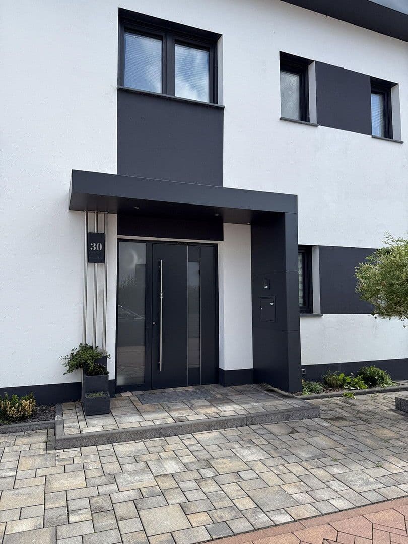 Prodej domu 274 m², pozemek 615 m², Roxheim, Porýní-Falc Prodej domu 274 m², pozemek 615 m², Roxheim, Porýní-Falc