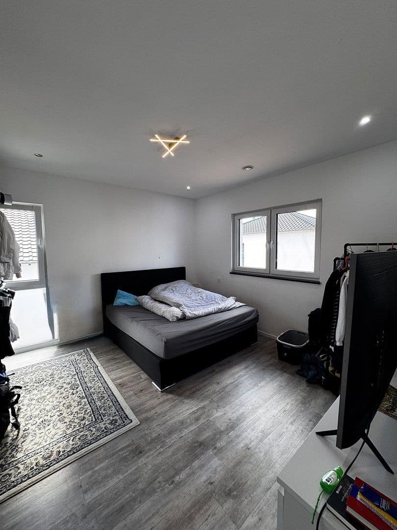 Prodej domu 274 m², pozemek 615 m², Roxheim, Porýní-Falc Prodej domu 274 m², pozemek 615 m², Roxheim, Porýní-Falc