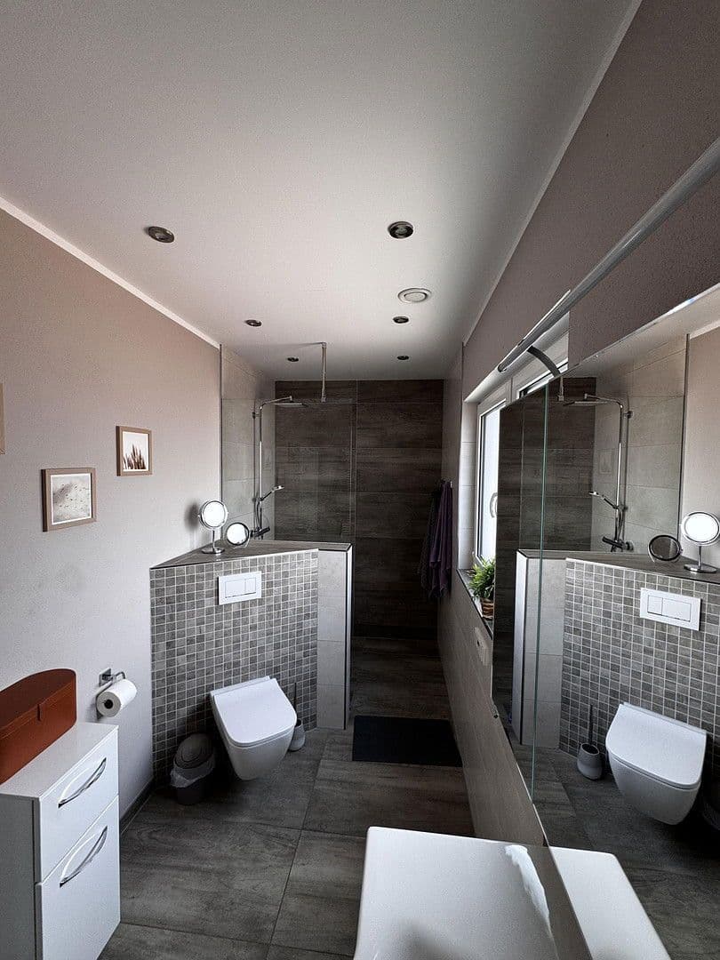 Prodej domu 274 m², pozemek 615 m², Roxheim, Porýní-Falc Prodej domu 274 m², pozemek 615 m², Roxheim, Porýní-Falc