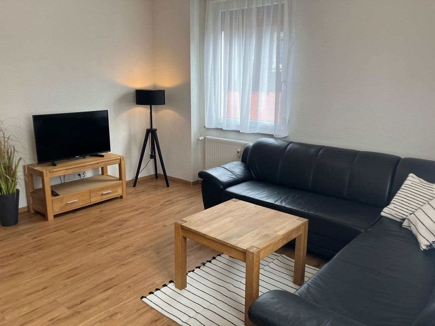 Pronájem bytu 2+1 54 m², Villingen-Schwenningen, Bádensko-Württembersko Pronájem bytu 2+1 54 m², Villingen-Schwenningen, Bádensko-Württembersko