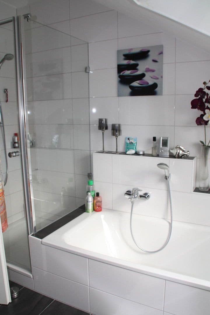 Pronájem bytu 3+1 107 m², Aglasterhausen, Bádensko-Württembersko Pronájem bytu 3+1 107 m², Aglasterhausen, Bádensko-Württembersko