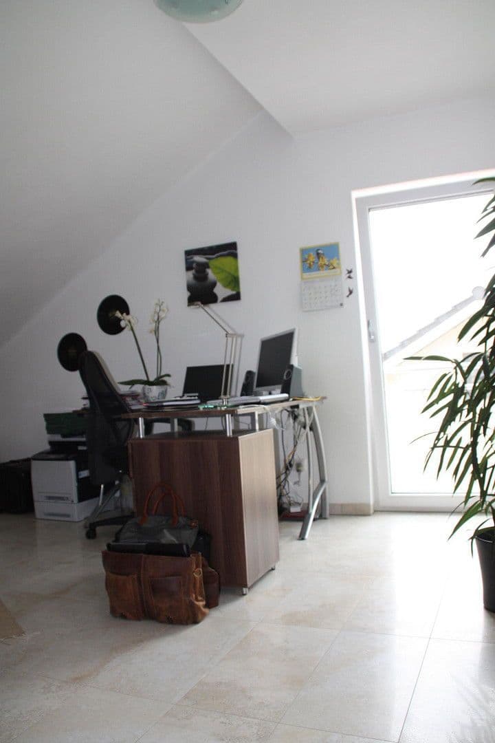 Pronájem bytu 3+1 107 m², Aglasterhausen, Bádensko-Württembersko Pronájem bytu 3+1 107 m², Aglasterhausen, Bádensko-Württembersko