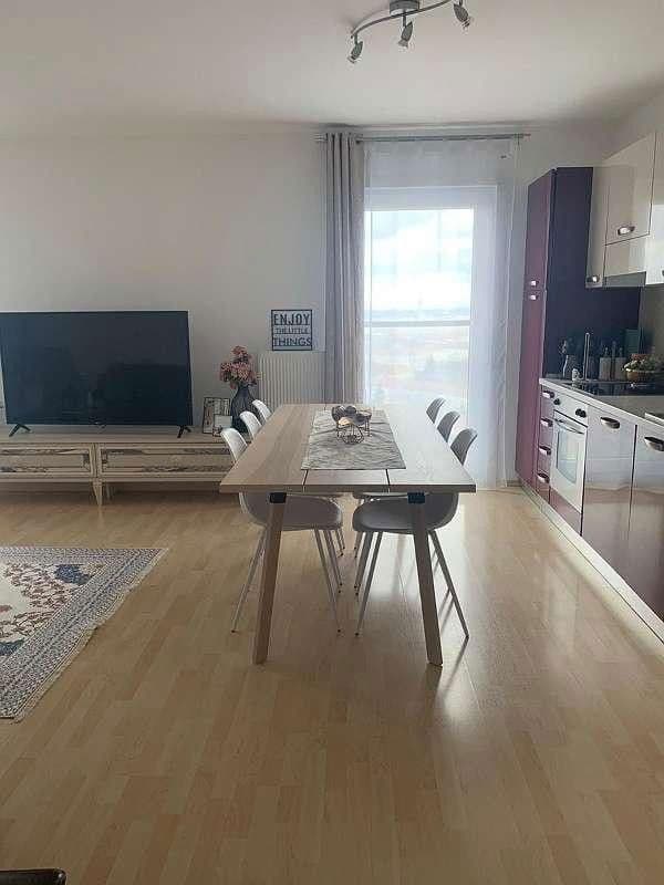 Pronájem bytu 1+kk 36 m², Kupfertorstraße 50C, Breisach am Rhein, Bádensko-Württembersko Pronájem bytu 1+kk 36 m², Kupfertorstraße 50C, Breisach am Rhein, Bádensko-Württembersko