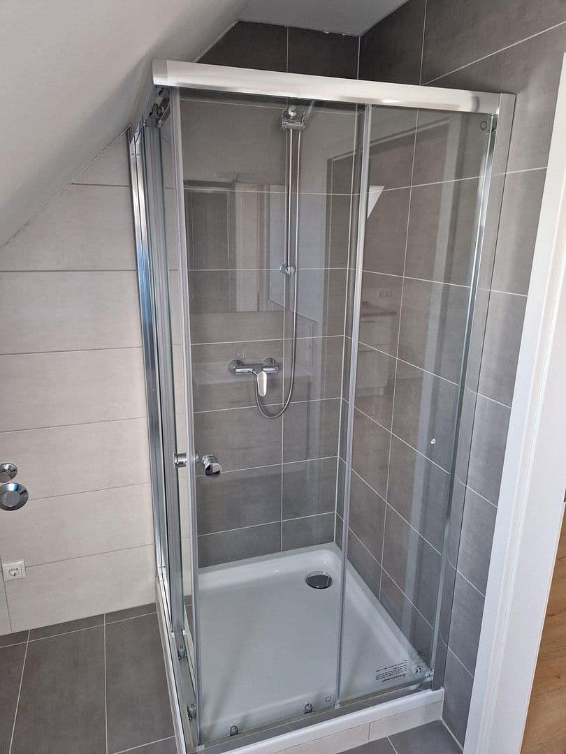 Pronájem bytu 3+1 80 m², Leutenbergstraße 2, Kammlach, Bavorsko Pronájem bytu 3+1 80 m², Leutenbergstraße 2, Kammlach, Bavorsko