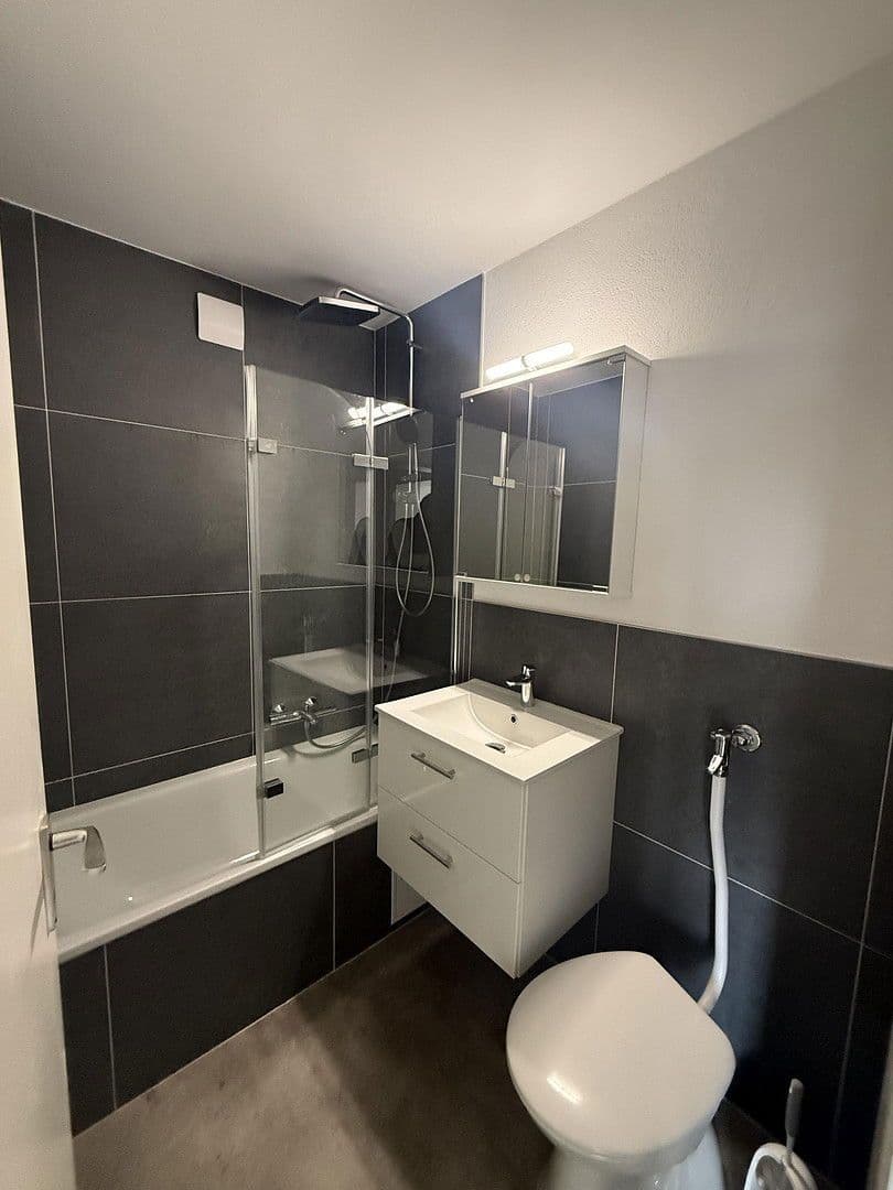 Pronájem bytu 2+kk 55 m², Jestetten, Bádensko-Württembersko Pronájem bytu 2+kk 55 m², Jestetten, Bádensko-Württembersko