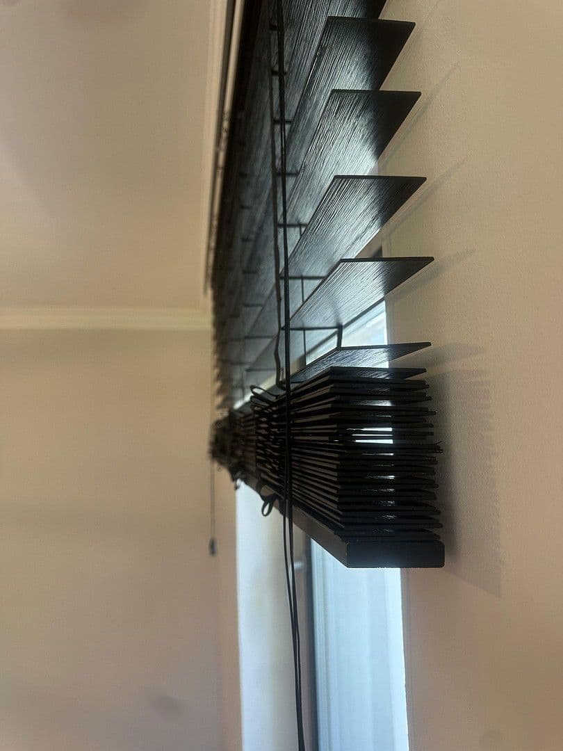 Pronájem bytu 3+1 85 m², Bergische-Landstr.262, Düsseldorf, Severní Porýní-Vestfálsko Pronájem bytu 3+1 85 m², Bergische-Landstr.262, Düsseldorf, Severní Porýní-Vestfálsko