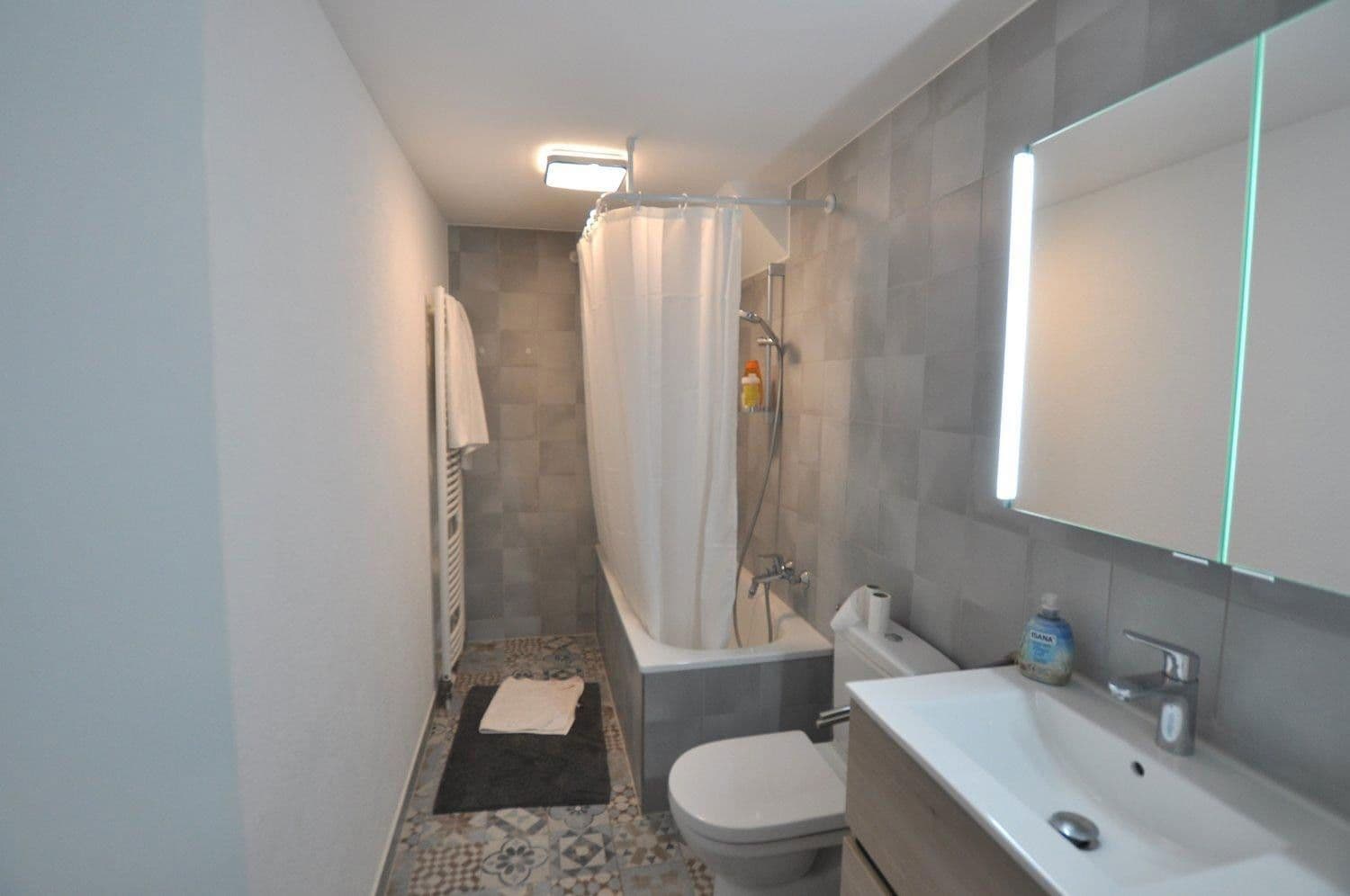 Pronájem bytu 2+kk 41 m², Viktor-Scheffel-Straße 6, Öhringen, Bádensko-Württembersko Pronájem bytu 2+kk 41 m², Viktor-Scheffel-Straße 6, Öhringen, Bádensko-Württembersko