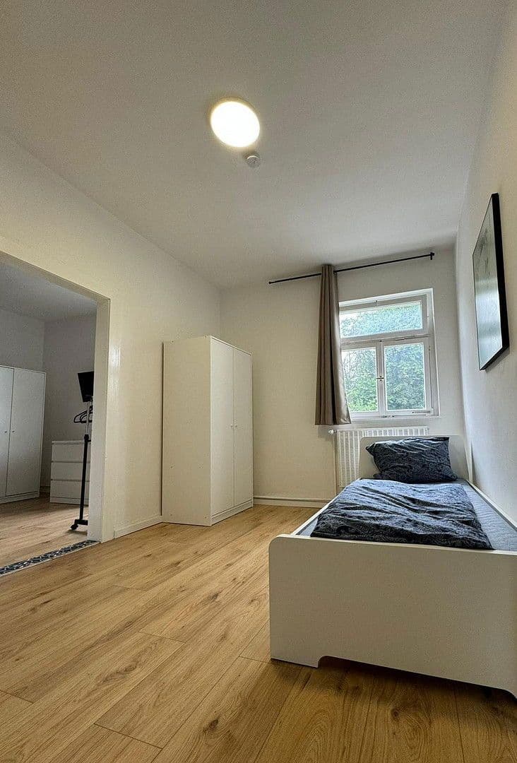 Prodej domu 100 m², pozemek 100 m², Bernbeckplatz 1, Kitzingen, Bavorsko Prodej domu 100 m², pozemek 100 m², Bernbeckplatz 1, Kitzingen, Bavorsko