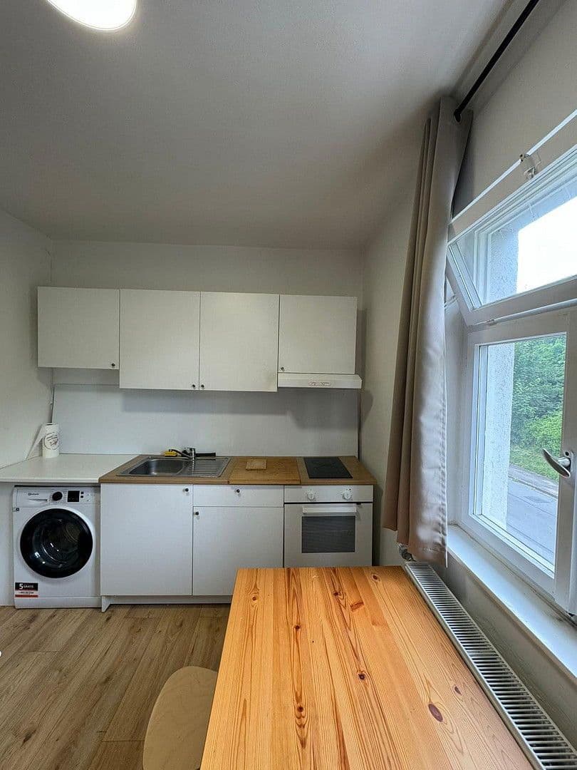 Prodej domu 100 m², pozemek 100 m², Bernbeckplatz 1, Kitzingen, Bavorsko Prodej domu 100 m², pozemek 100 m², Bernbeckplatz 1, Kitzingen, Bavorsko