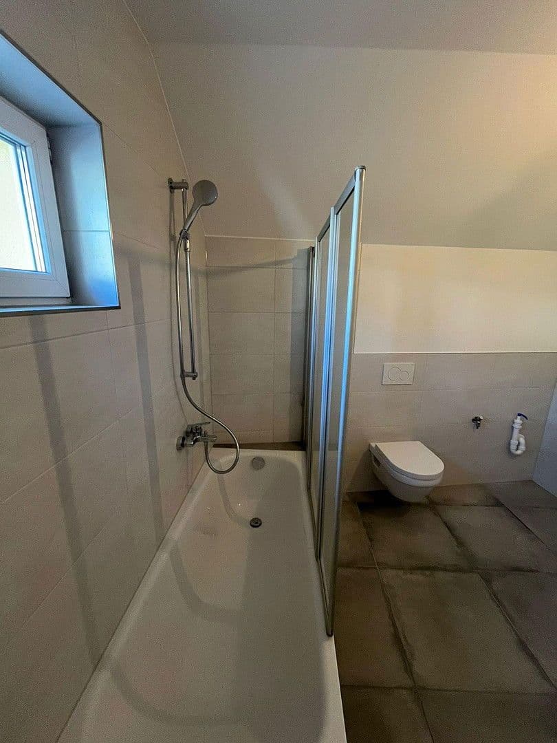 Pronájem bytu 3+1 107 m², Creglingen, Bádensko-Württembersko Pronájem bytu 3+1 107 m², Creglingen, Bádensko-Württembersko