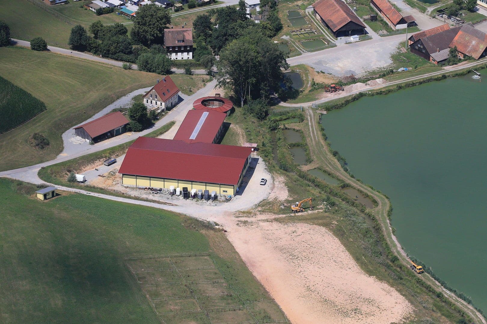 Prodej pozemku 46.000 m², Abtsgmünd, Bádensko-Württembersko Prodej pozemku 46.000 m², Abtsgmünd, Bádensko-Württembersko