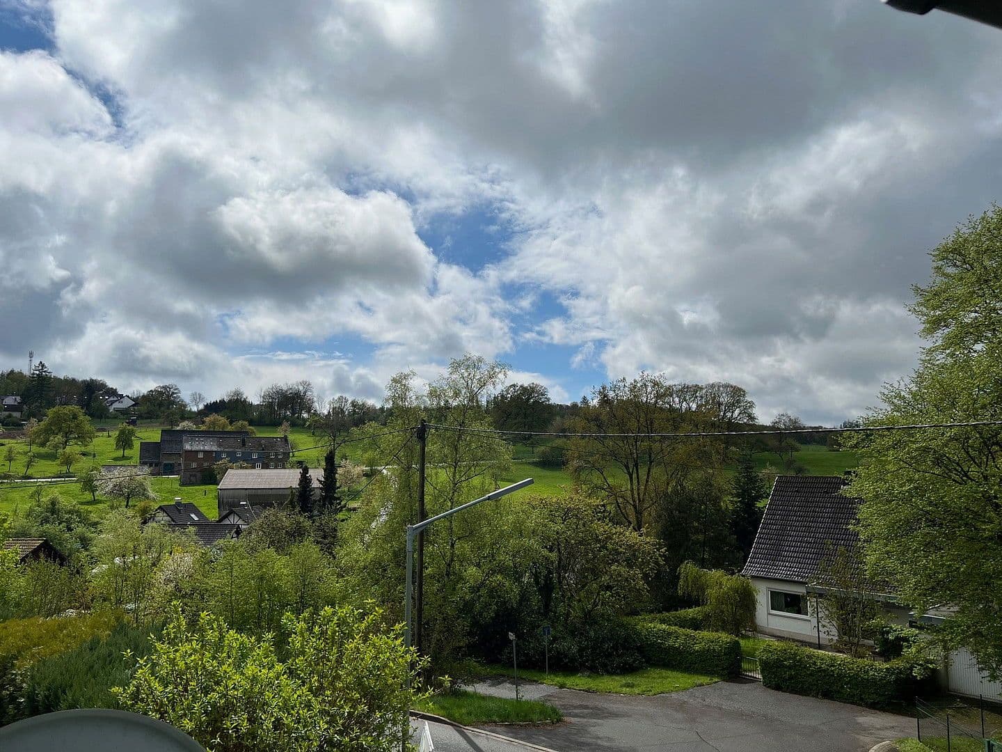 Pronájem bytu 3+1 75 m², Schubertstraße 8, Waldbröl, Severní Porýní-Vestfálsko Pronájem bytu 3+1 75 m², Schubertstraße 8, Waldbröl, Severní Porýní-Vestfálsko