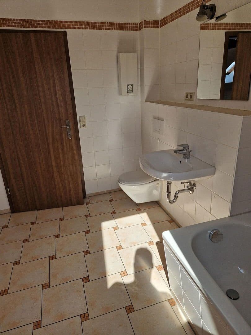 Pronájem bytu 2+1 65 m², Hoyerswerda Str.113, Budyšín, Sasko Pronájem bytu 2+1 65 m², Hoyerswerda Str.113, Budyšín, Sasko