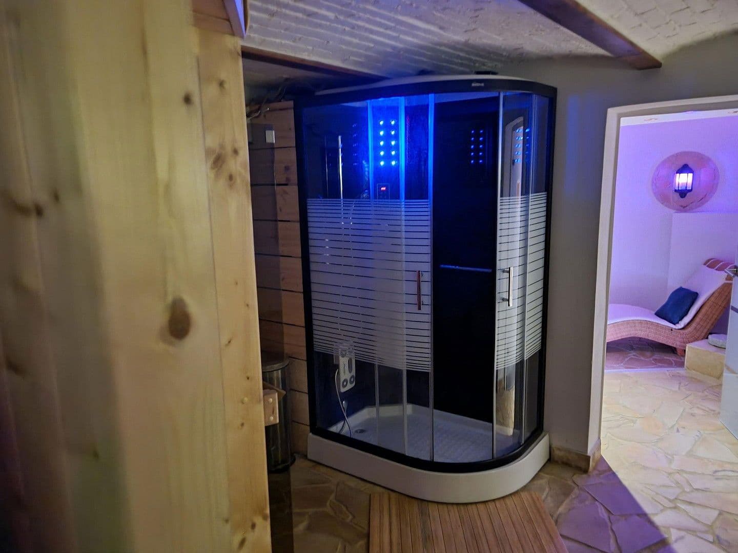 Prodej domu 650 m², pozemek 2.000 m², Bad König, Hessen Prodej domu 650 m², pozemek 2.000 m², Bad König, Hessen