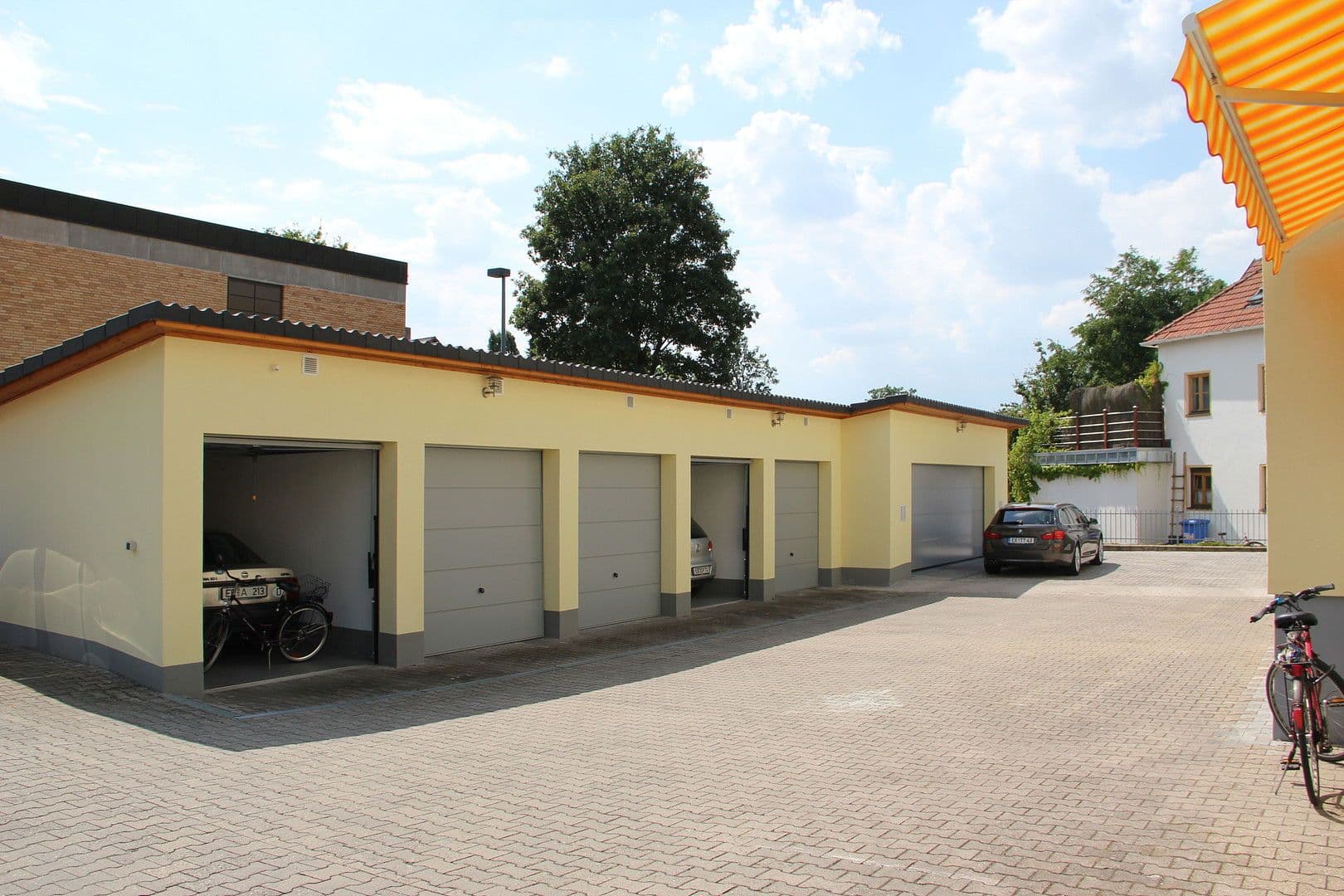 Pronájem bytu 3+1 77 m², Lange Zeile 72, Erlangen, Bavorsko Pronájem bytu 3+1 77 m², Lange Zeile 72, Erlangen, Bavorsko