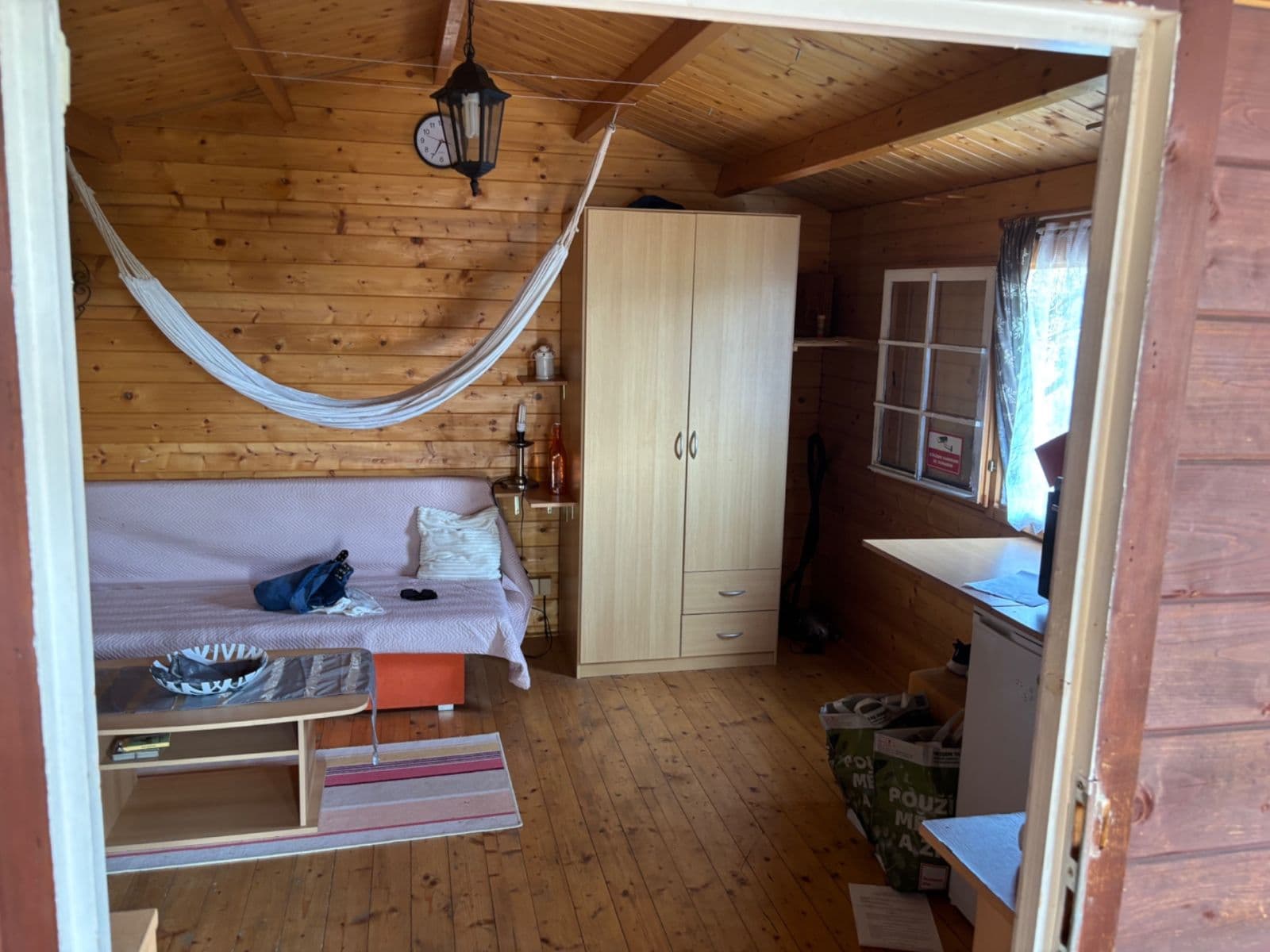 Prodej chaty, chalupy 25 m², pozemek 190 m², Bolívarova, Praha, Praha Prodej chaty, chalupy 25 m², pozemek 190 m², Bolívarova, Praha, Praha