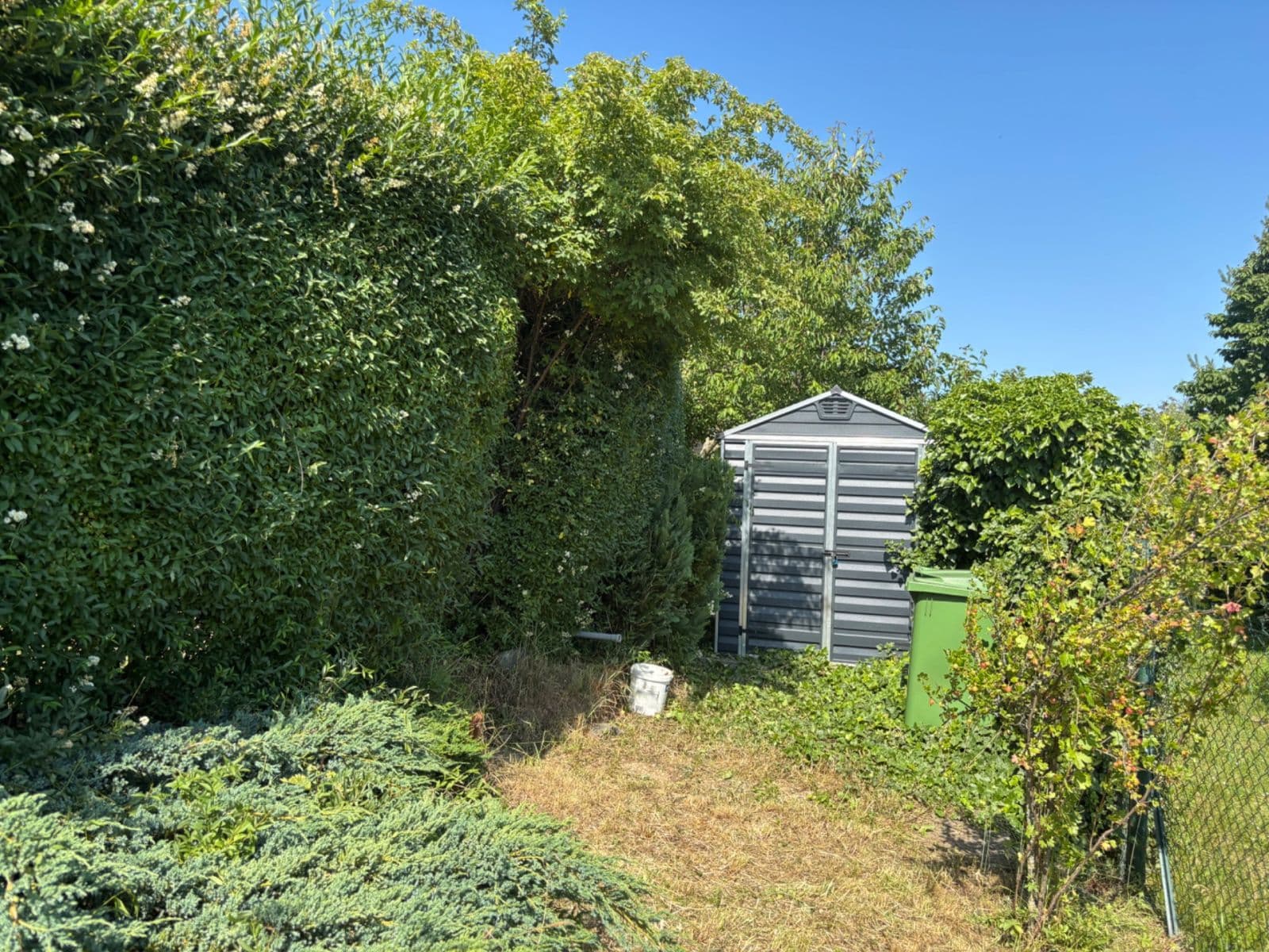 Prodej chaty, chalupy 25 m², pozemek 190 m², Bolívarova, Praha, Praha Prodej chaty, chalupy 25 m², pozemek 190 m², Bolívarova, Praha, Praha